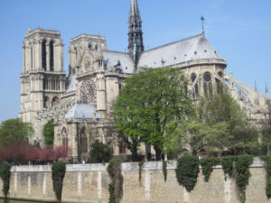 Stroll 1Cathedral Notre Dame from rear